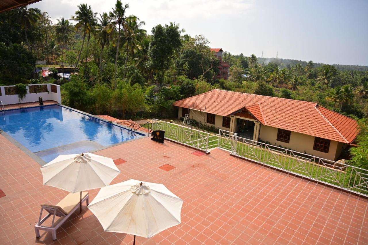 Aadisaktthi Leisure Resort, Kovalam Thiruvananthapuram Ngoại thất bức ảnh